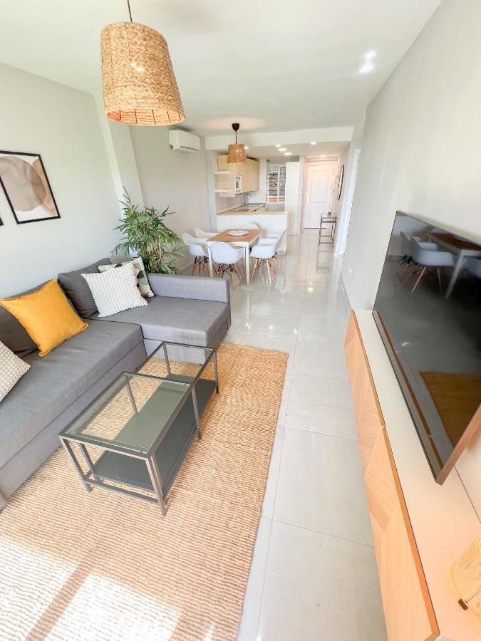 Cozy Apartment With Large Terrace Torremolinos Extérieur photo