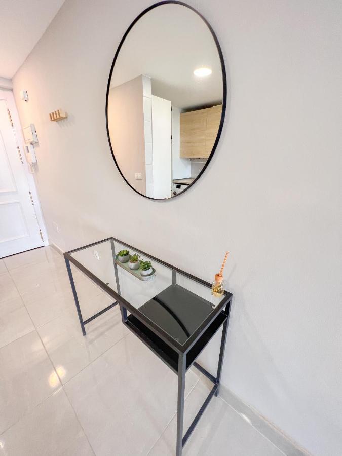 Cozy Apartment With Large Terrace Torremolinos Extérieur photo